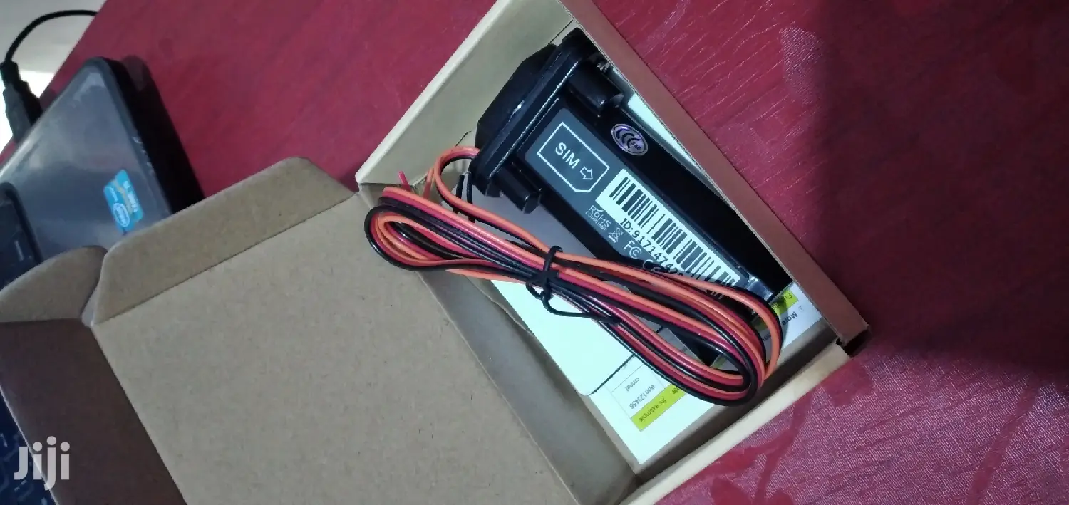 Waterproof Gps Tracker For Car And Motorcycle