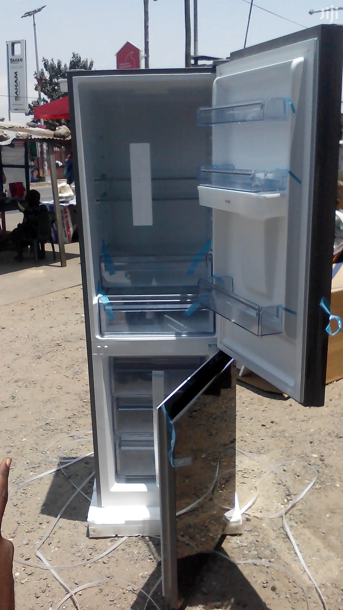 Charismatic ©∆ Pearl Fridge Pf 400b