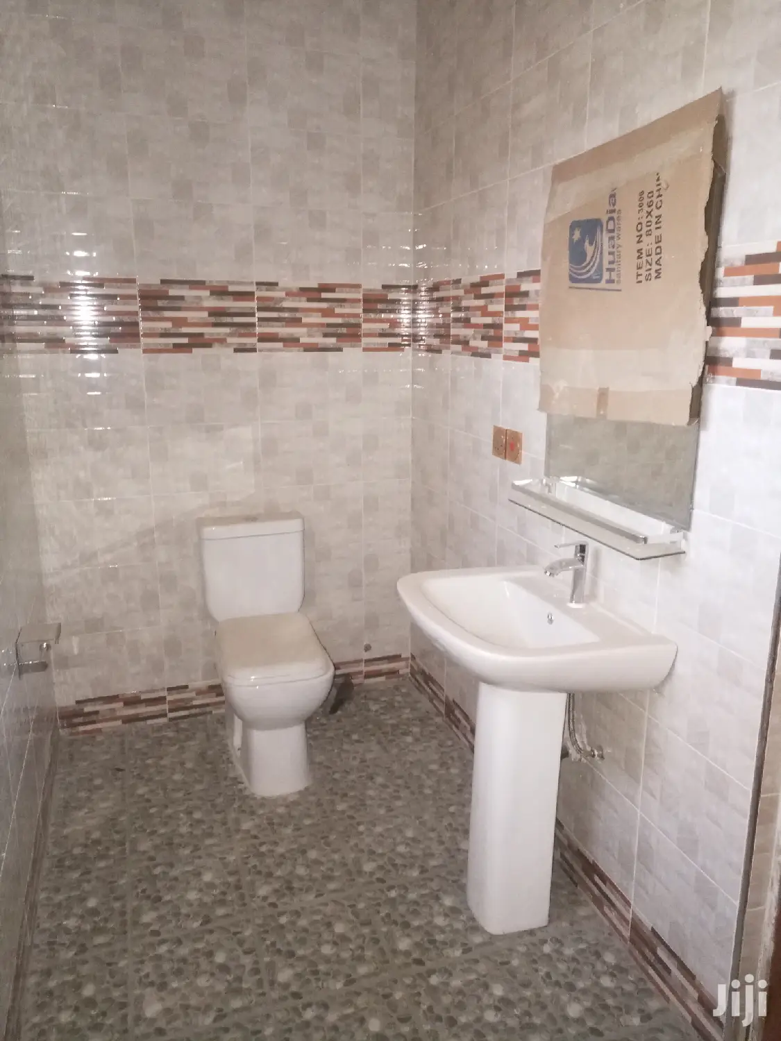 1bdrm Apartment in Dr Roko, Ablekuma for rent