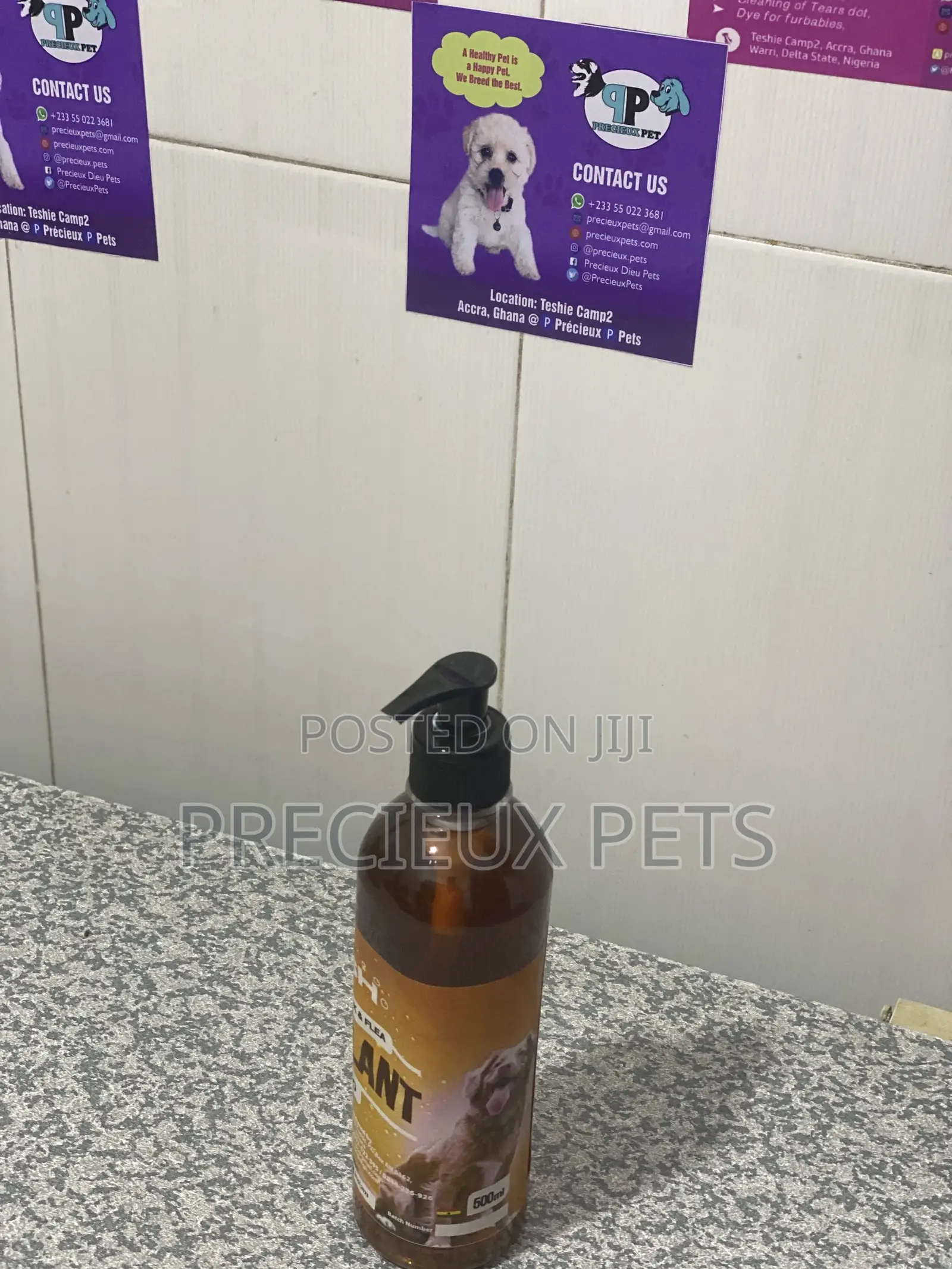 Repellant Shampoo for Ticks and Fleas