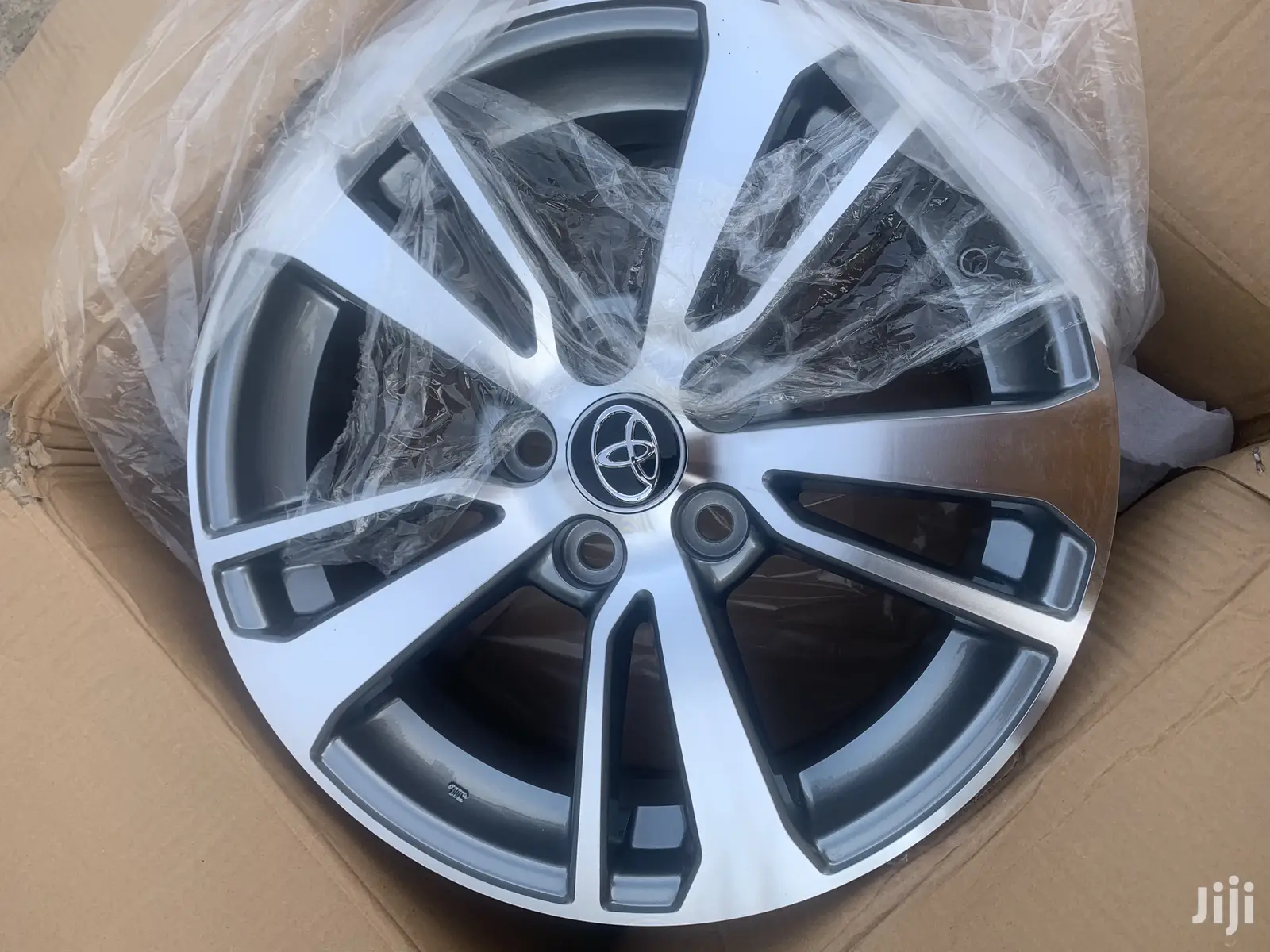 Original Toyota Rim In All Sizes