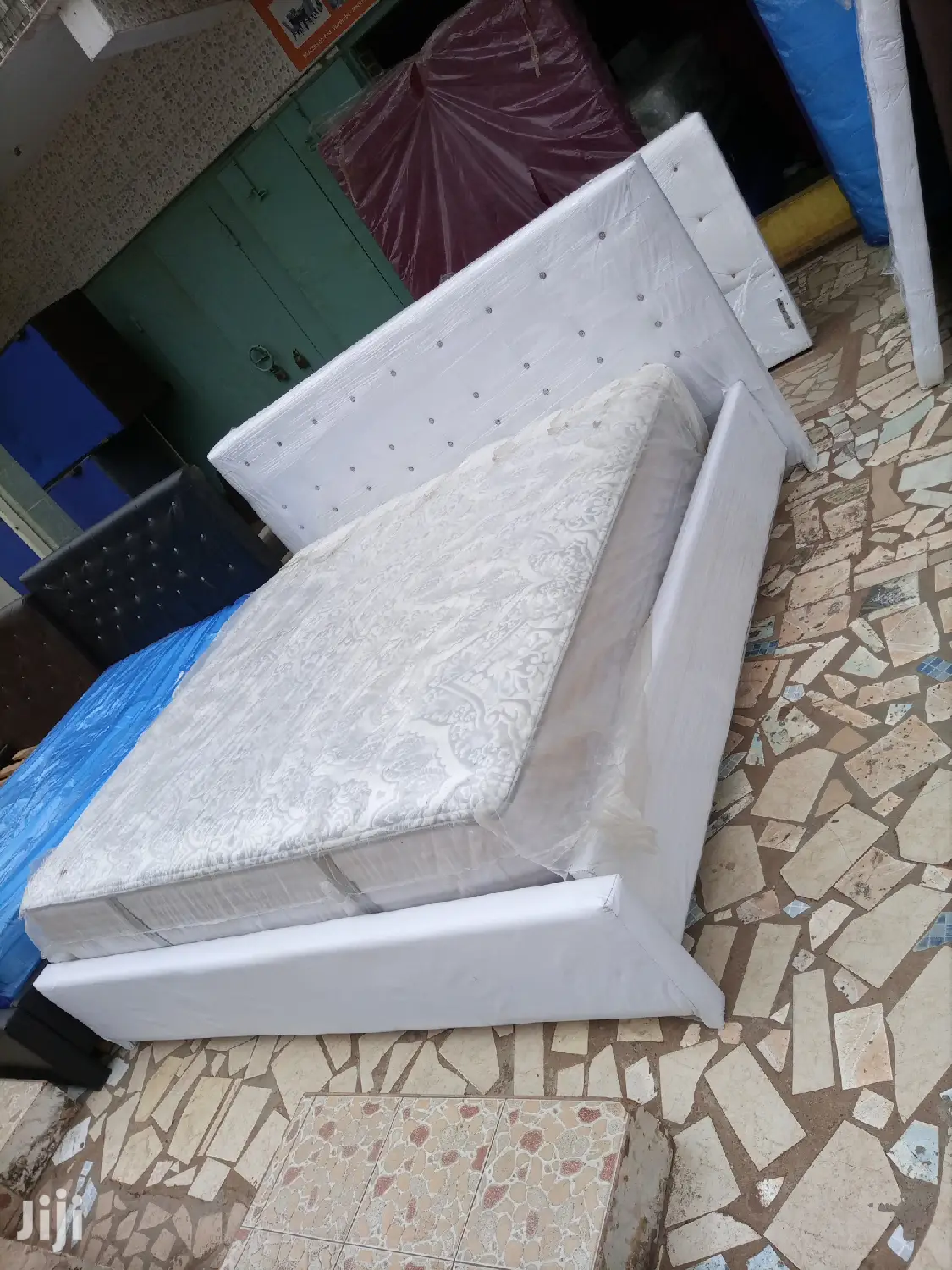 Kings Bed With Mattress . White. Free Delivery