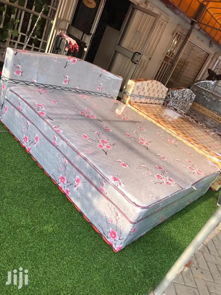 Queen Size Bed ( Complete)