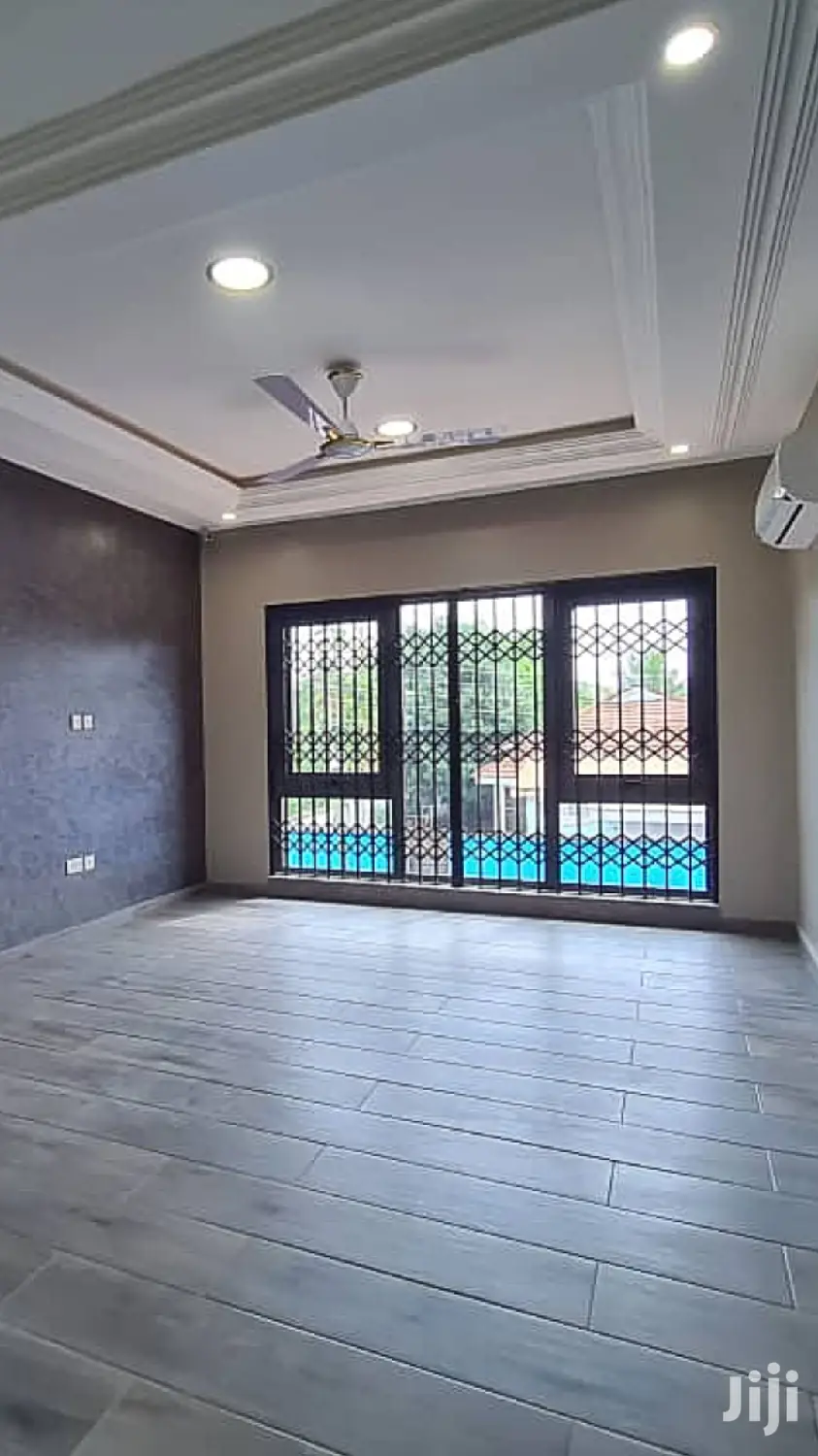 4bdrm House in East Legon for sale
