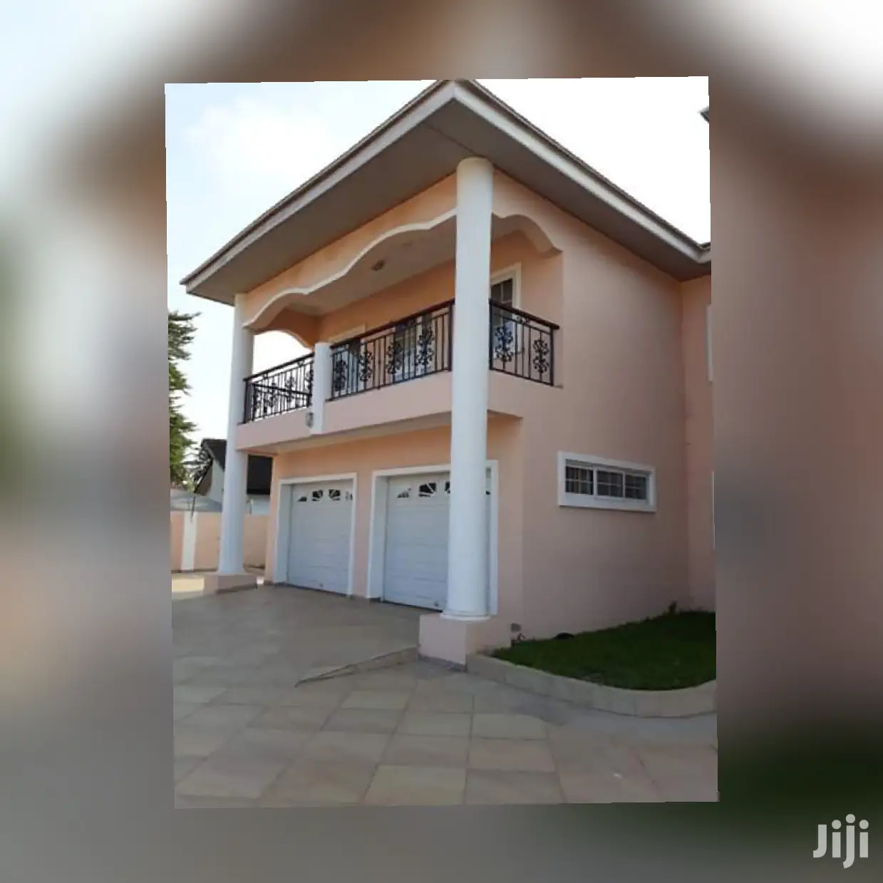 Garage Doors With Backup Batterys