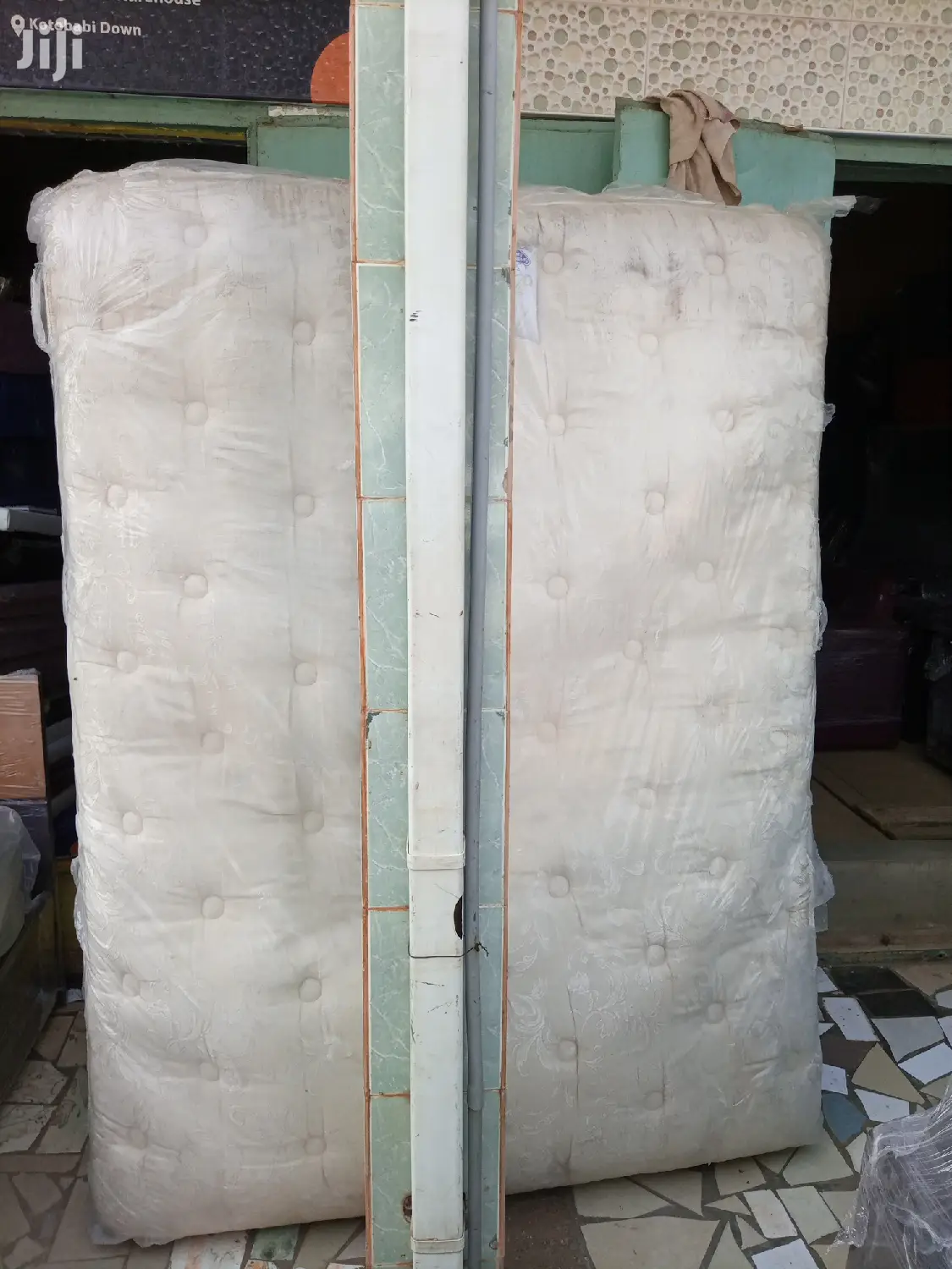 Queen-size Mattress 14inches