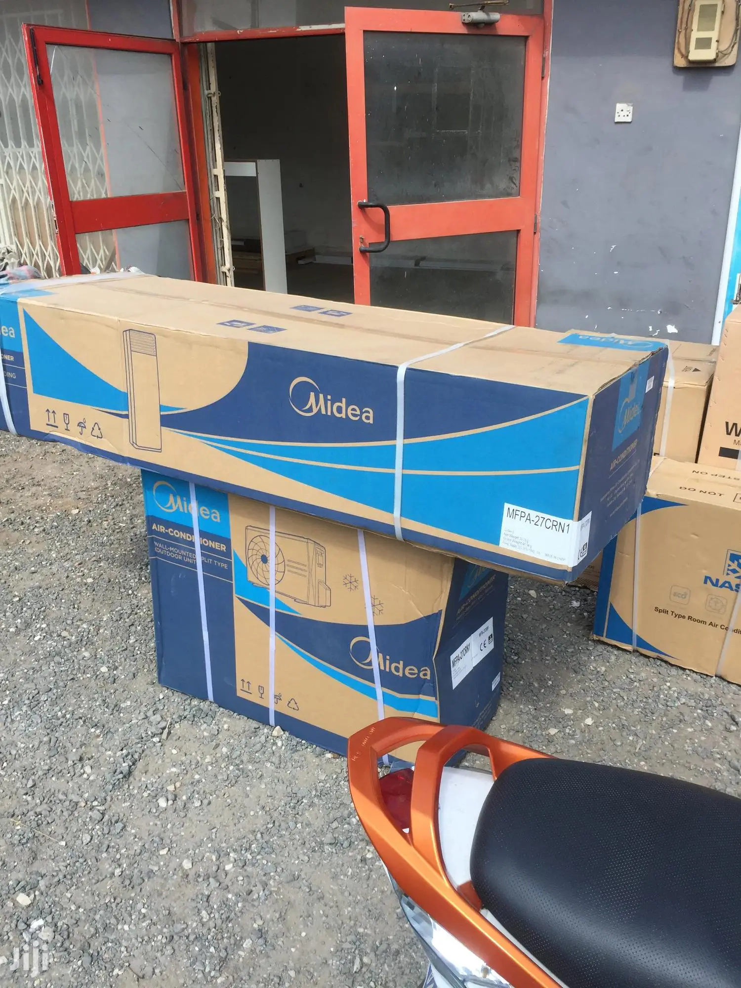 Advanced New Midea 3.0hp Floor Standing Air Conditioner
