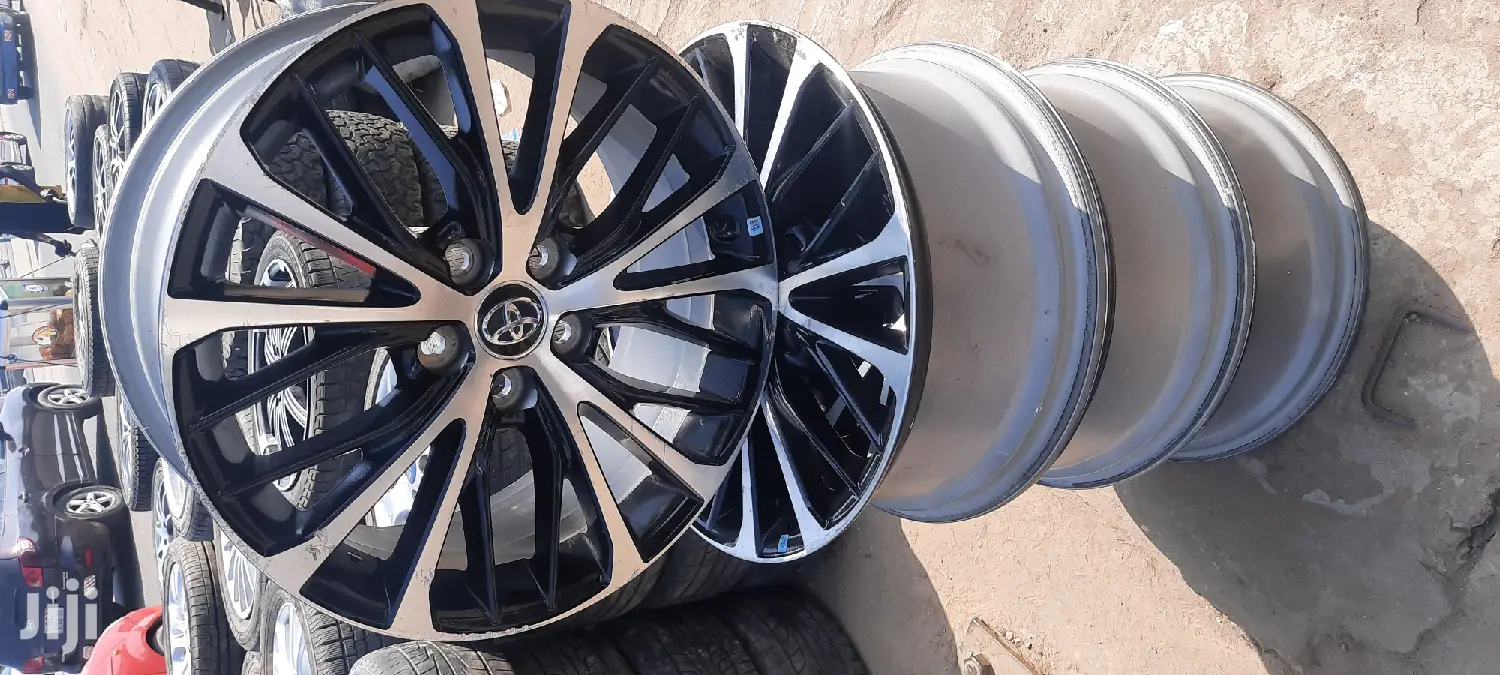 Toyota Camry 2020 Rims