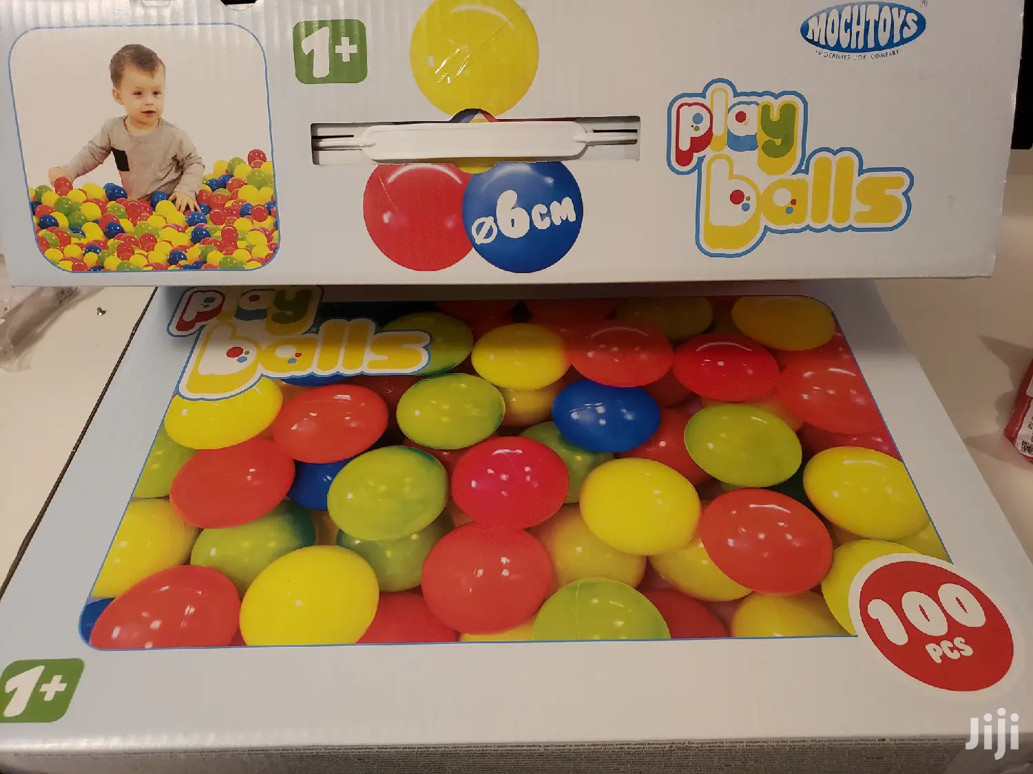 Kids Soft Balls Play Toys Bouncy Castle Pit
