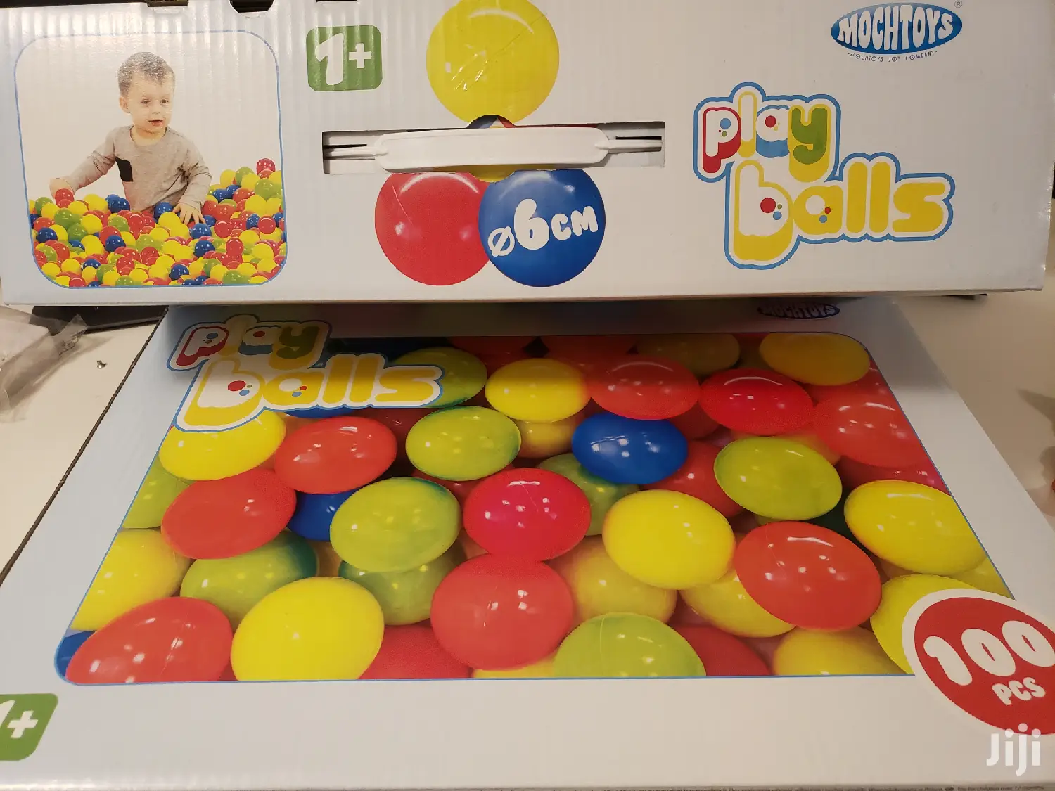 Kids Soft Balls Play Toys Bouncy Castle Pit