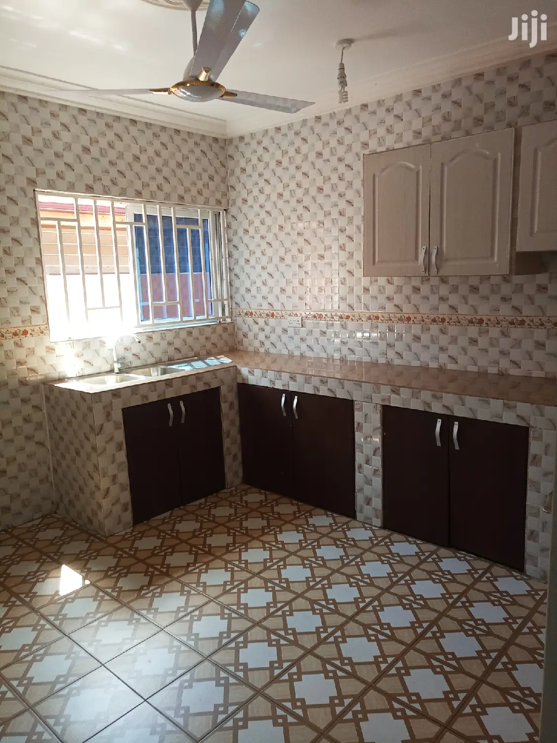 4bdrm House in Dr Roko, Achimota for sale