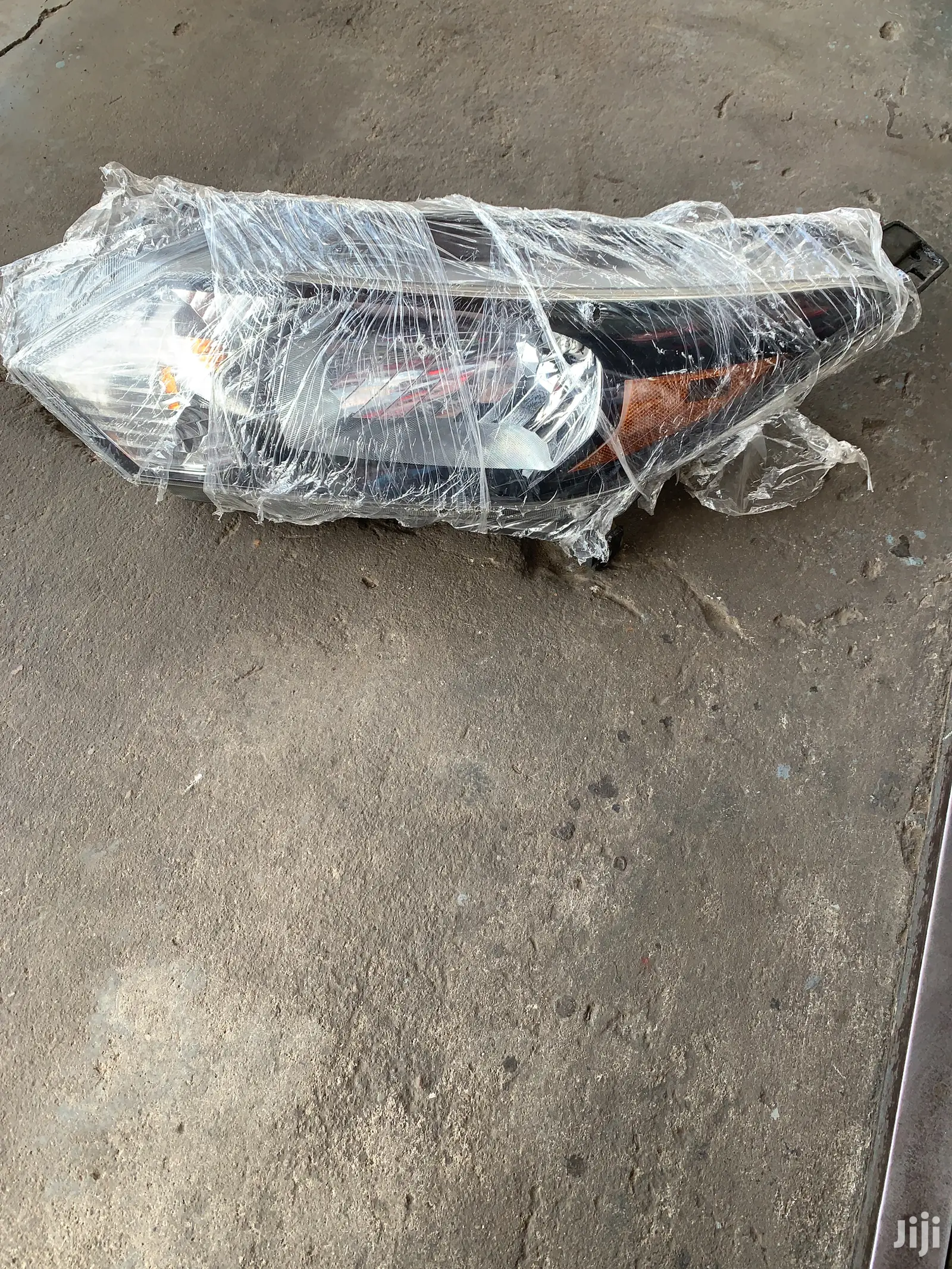 Honda HRV Head Light