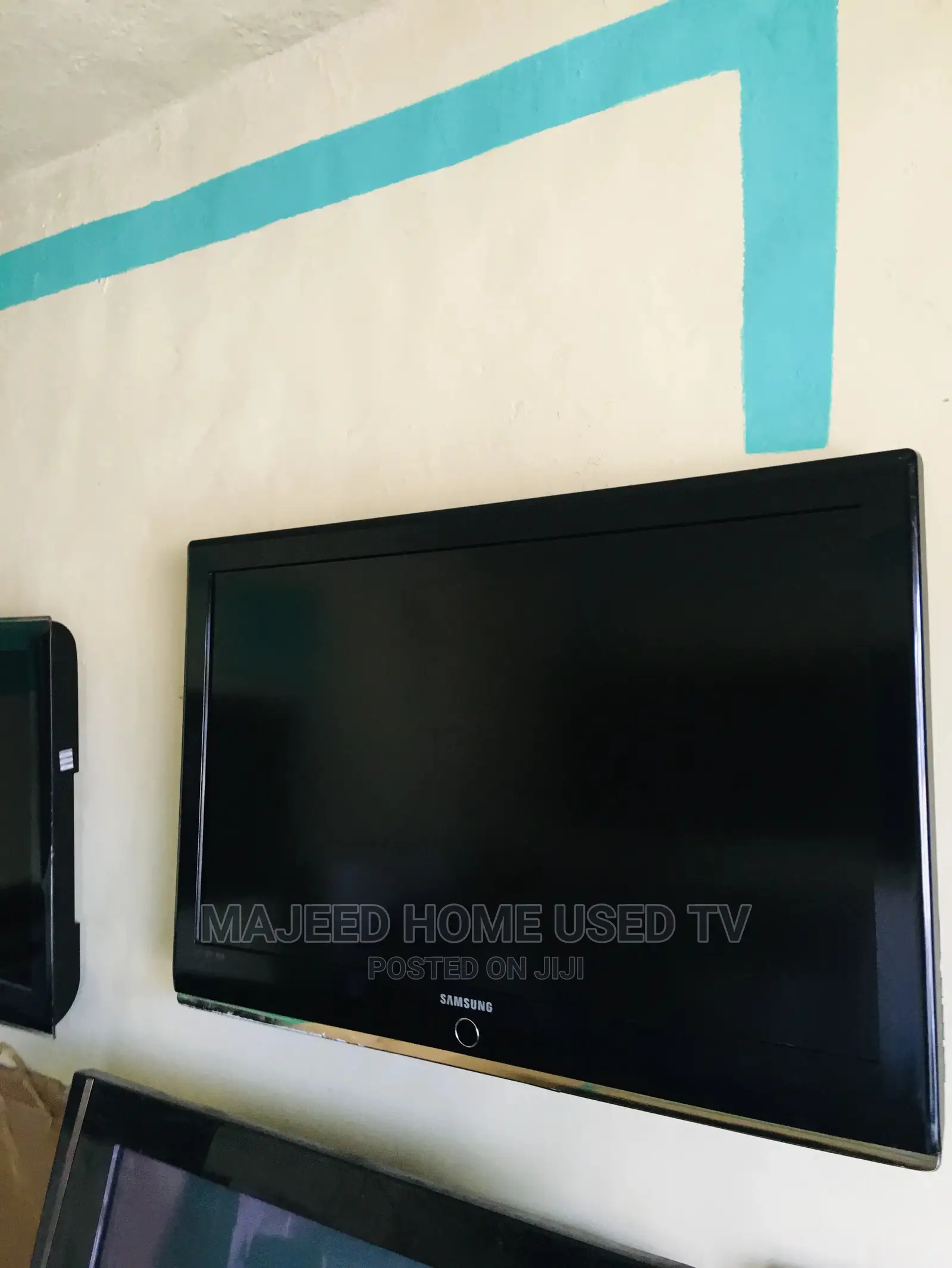 Samsung Tv 37inches Slim