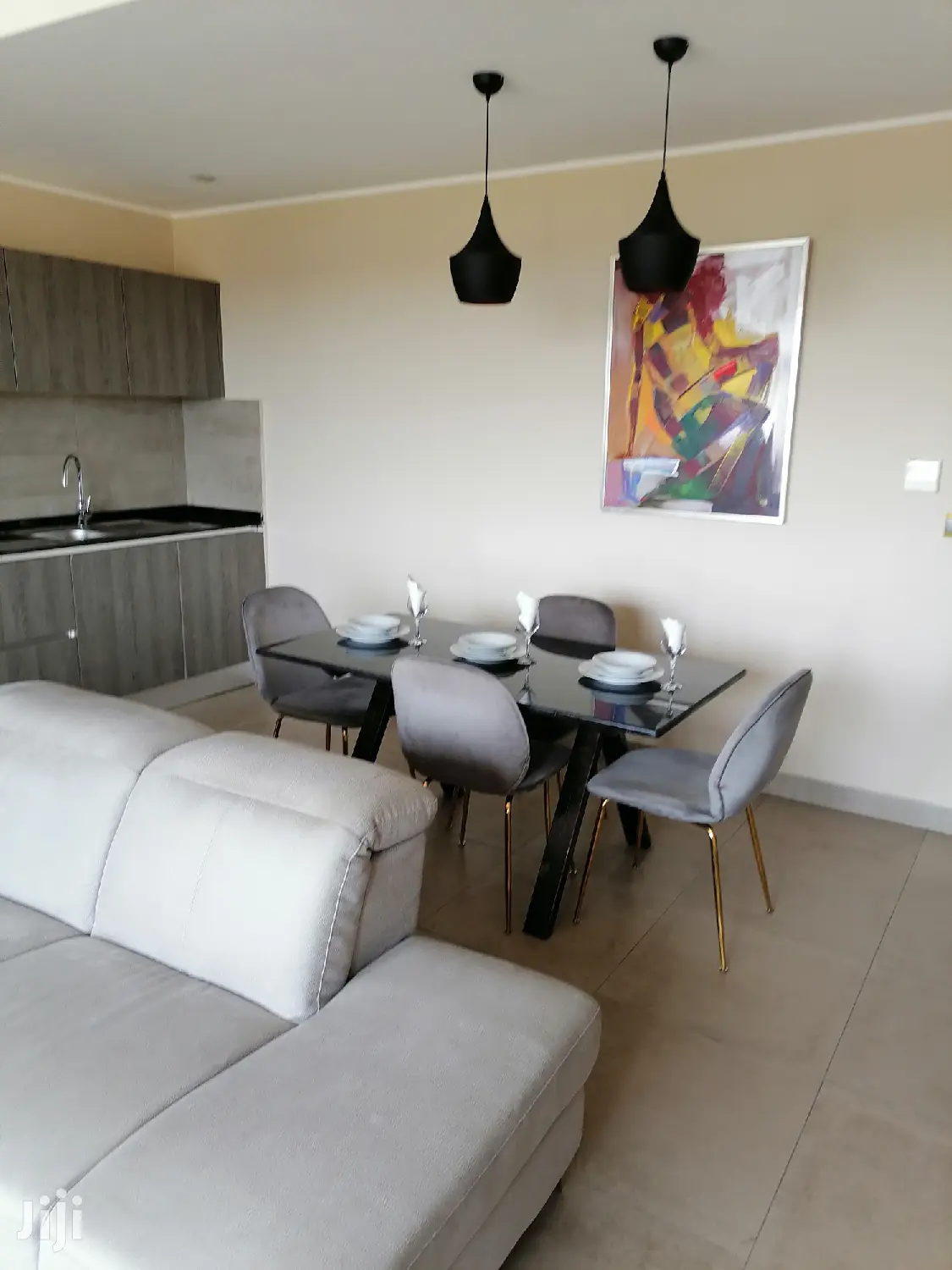 Furnished 2bdrm Penthouse in Seekers Realty, Osu for rent