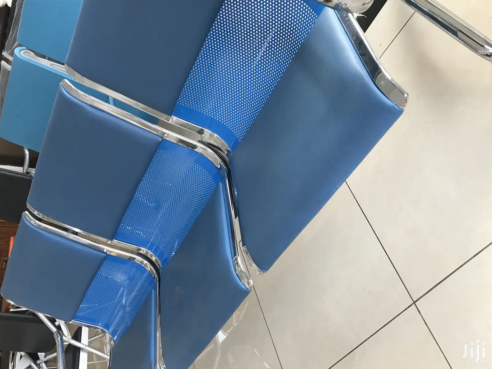 Waiting Chair With Leather