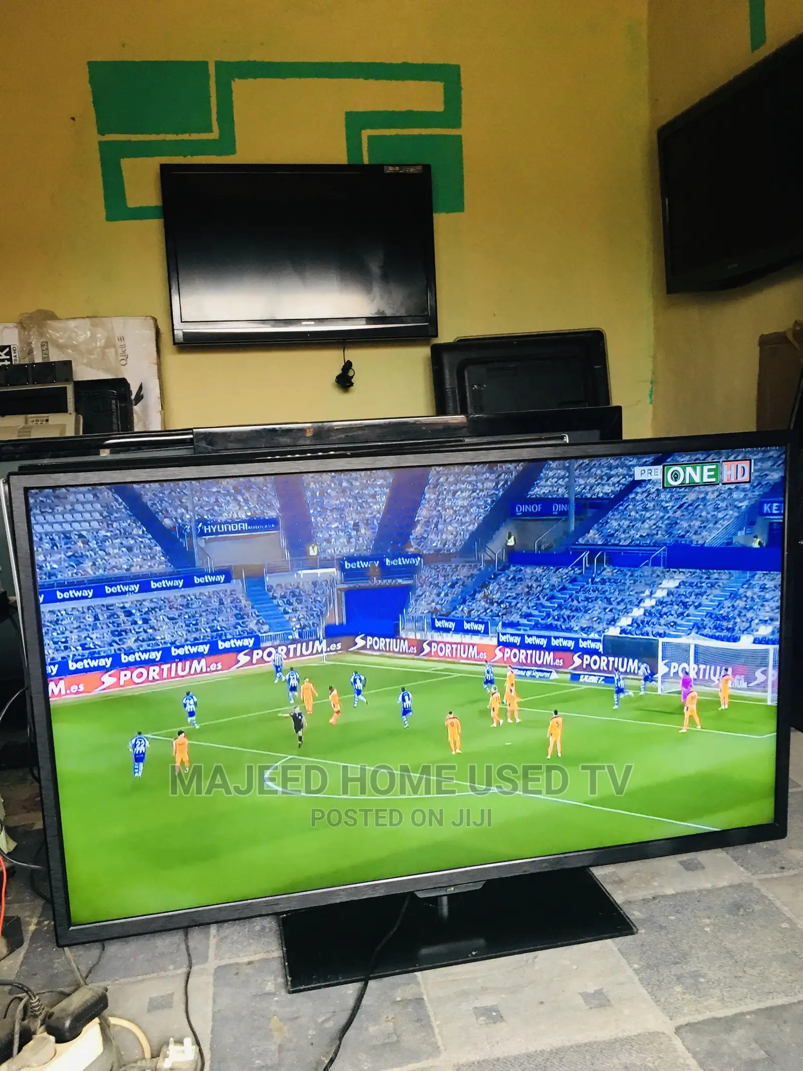 49inches JVC Slim LES Digital Tv