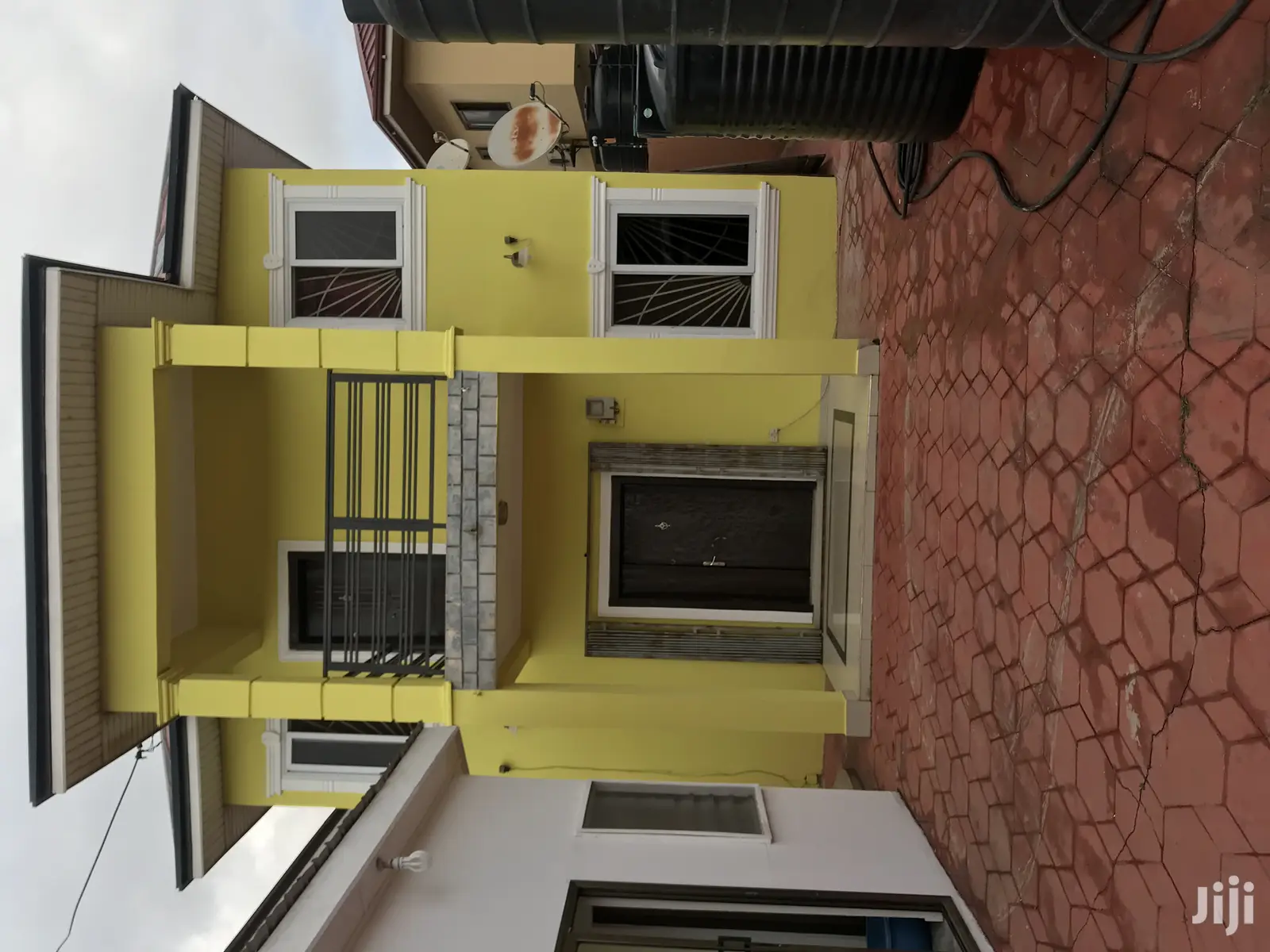 Executives 4 Bedrooms House For Sale