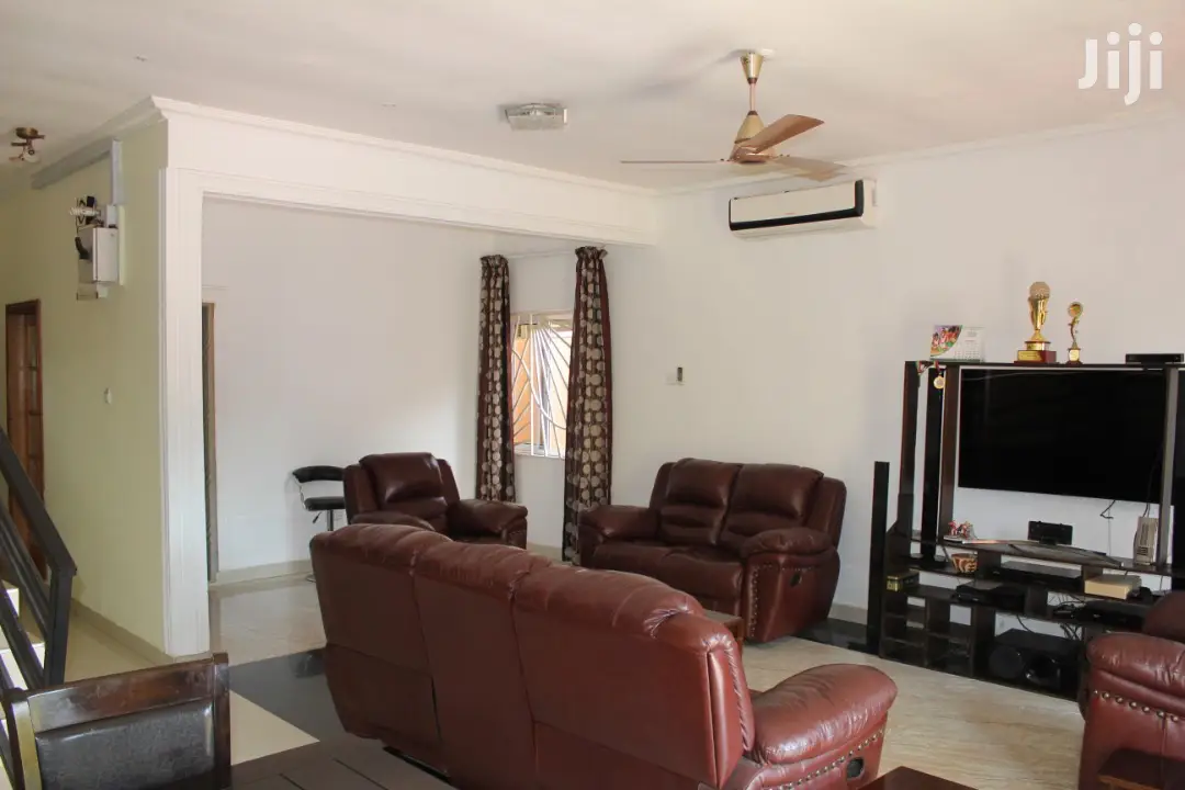 Executives 4 Bedrooms House For Sale