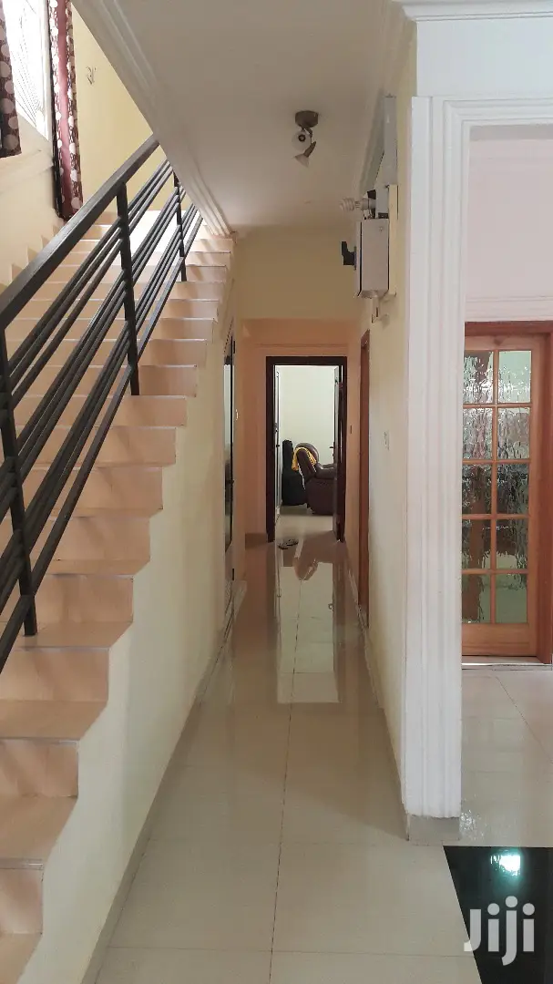 Executives 4 Bedrooms House For Sale